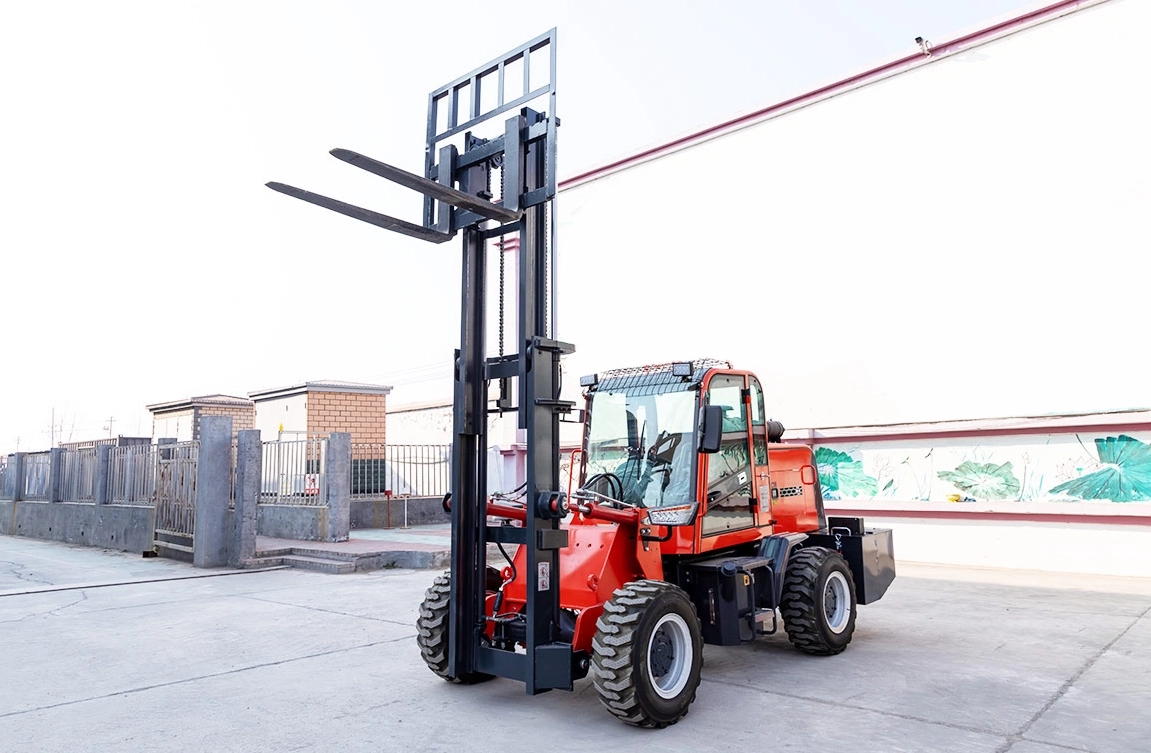 WP-35A All-Terrain Forklift 2