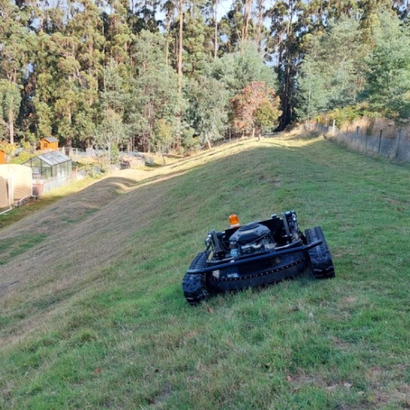 Tank Lawn Mower Delivered To Peter in Middleton