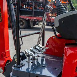  WI-18 Mini Excavator 8