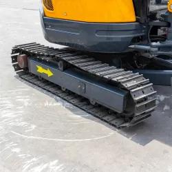 WP25 Excavator Image  12