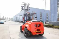 hwcy-50-all-terrain-forklift_1-1F323NS-5629