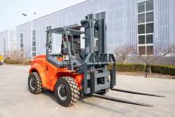 hwcy-50-all-terrain-forklift_1-1F323NT-60S